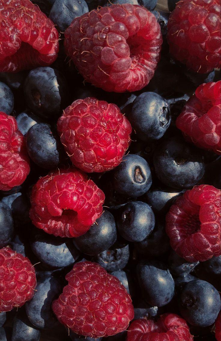Orchard Medley: Sun-Kissed Berry Bliss Box